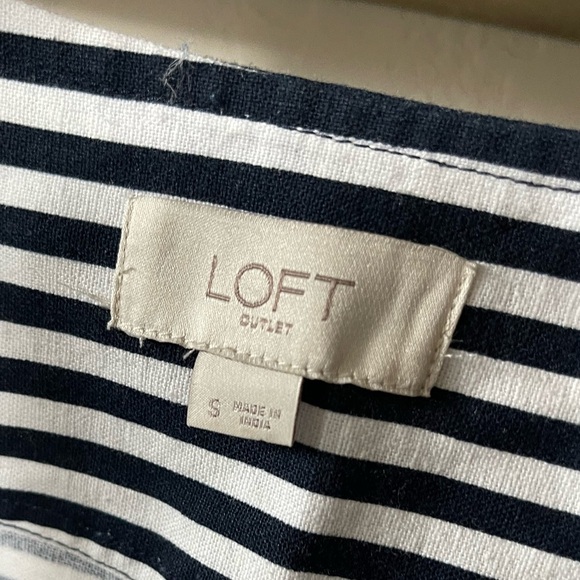 Loft| Striped Linen Jacket Blazer with Ruffle details•••Beachy, nautical vibes! - Picture 5 of 8